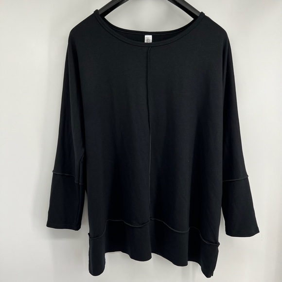 Spanx Sz 1X Black AirEssentials Crew Shirt - Picture 2 of 10